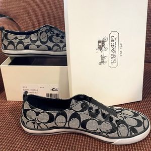 Coach Summer Signature Shoes 7.5 Black